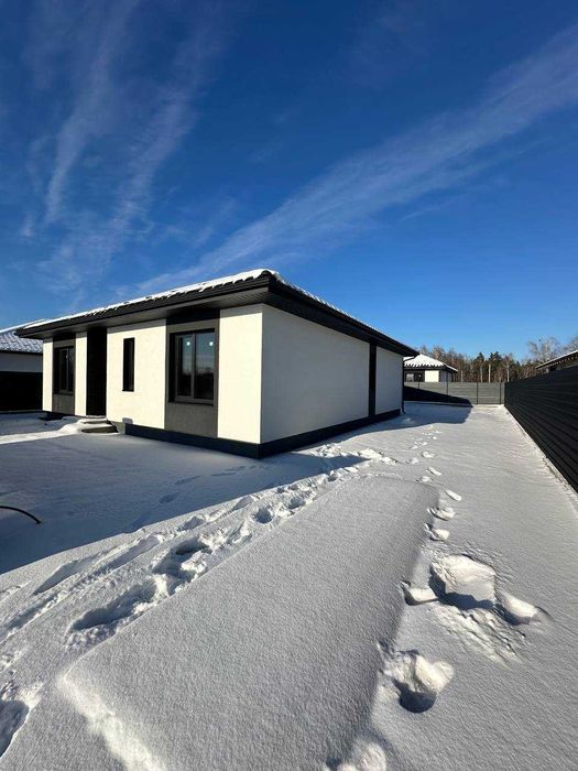 Будинок в Дмитрівці на 4,6 соток. без комісії, 3 кімнати