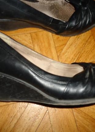 туфли на танкетке