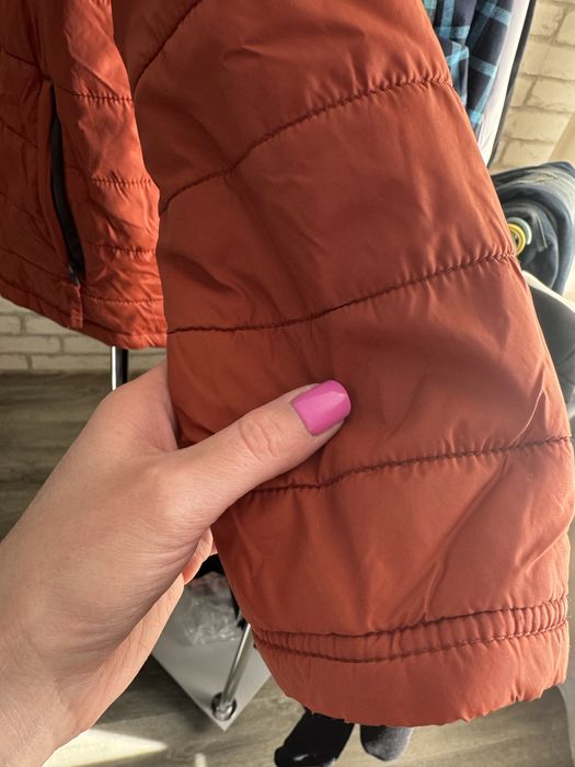 Весняна куртка на хлопчика,9-10 років