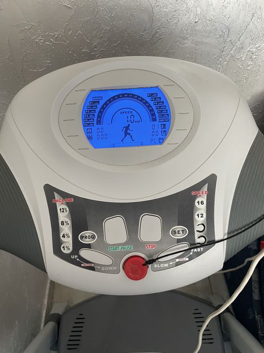 Бігова доріжка  HouseFit HT-9078 E
