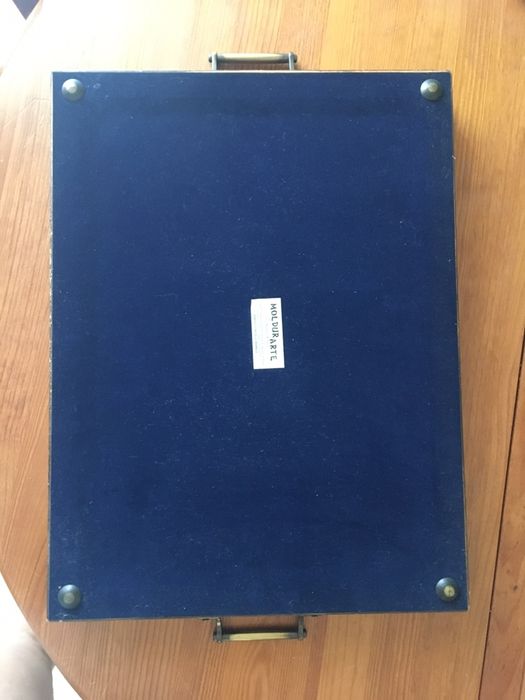 Tabuleiro de chá com bordado439109670185226241