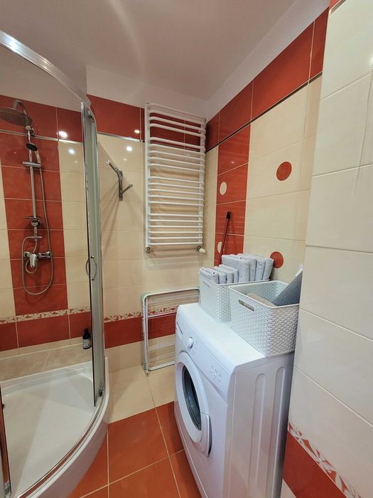 Apartament od 23.08,  2 pok, garaż.
