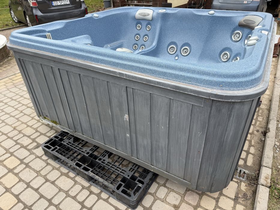 Super oferta Jacuzzi Sundance za bezcen najlepszy akryl