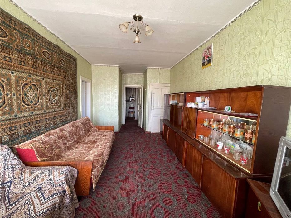 Продається 3-х кімнатна квартира с Перехрестівка