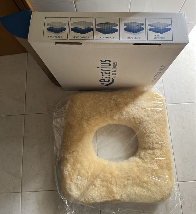 Almofada anti-escaras quadrada, premium em pele de cordeiro,49x49x75