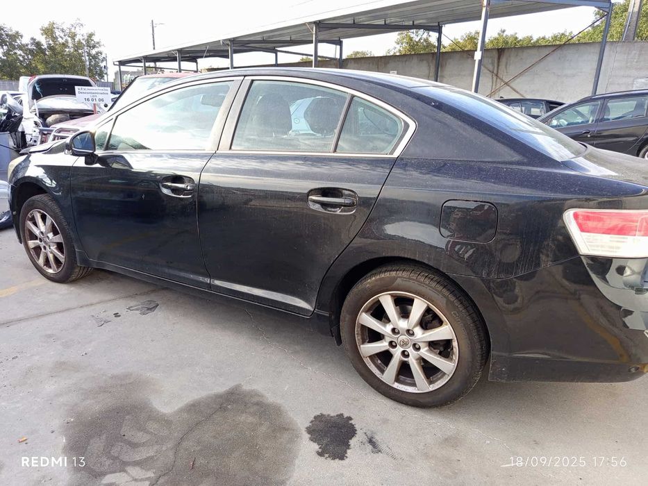 Para peças Toyota Avensis T27 2.0 D-4D ano 2009