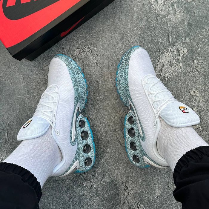 Nike Air Max DN White/blue Safari