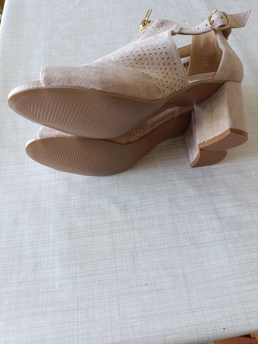 Buty damskie rozmiar 38