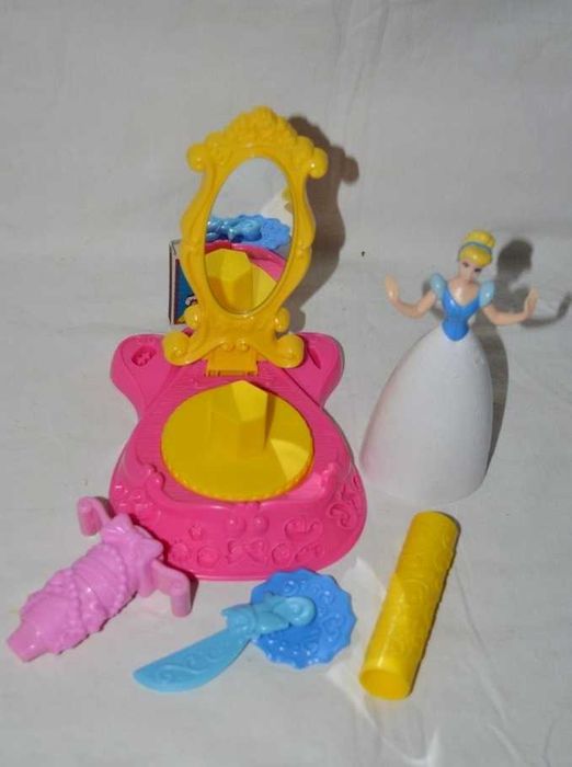 Набор для пластилина Play-Doh плей-до платье Золушки Hasbro хасбро
