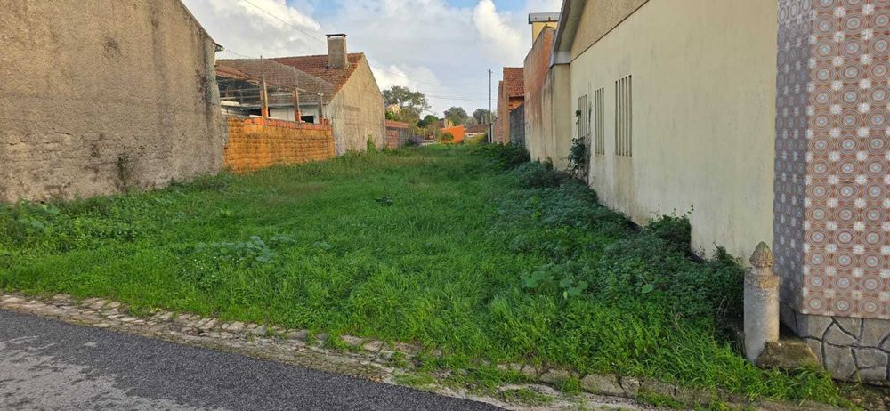 Excelente Terreno Urbano com 850 m2 em Travassô-Agueda