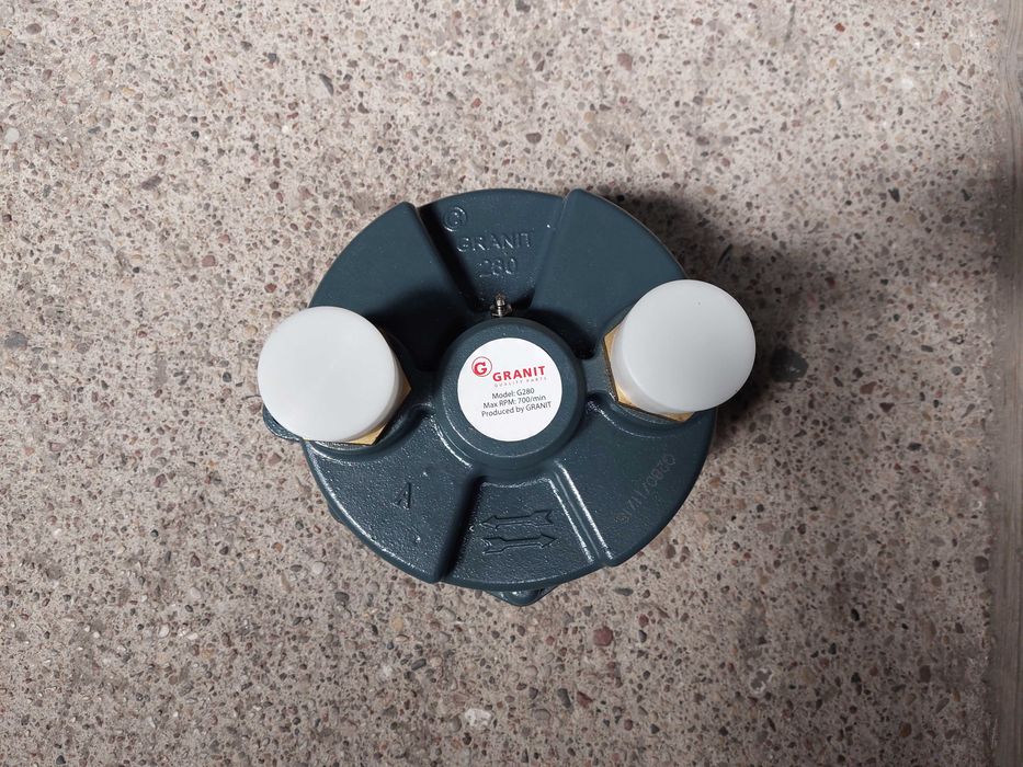 Pompa zasysająca cieczy wody napędzana wałkiem przekaźnika mocy G280