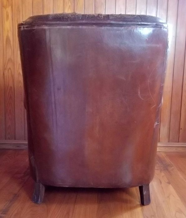 Sofá Chesterfield em Couro e Original