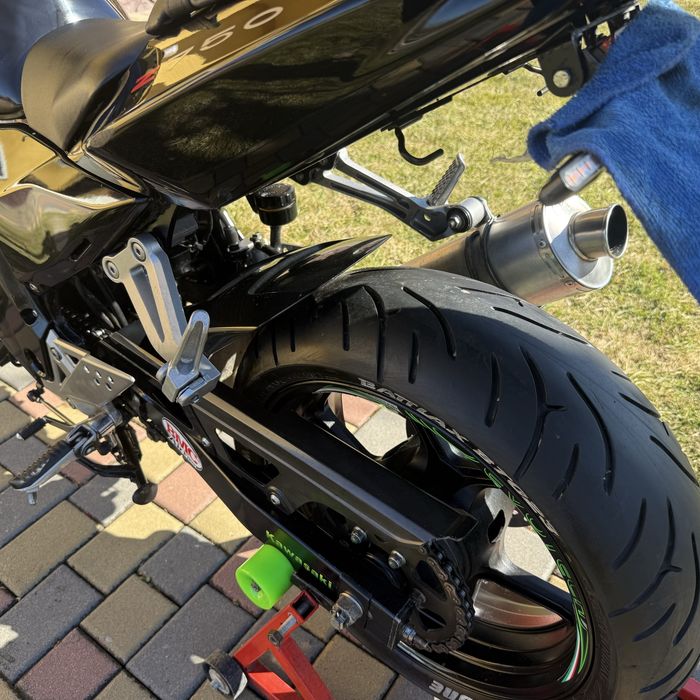 Kawasaki z750 офіційна: 4 999 $ - Мотоциклы Черновцы на Olx