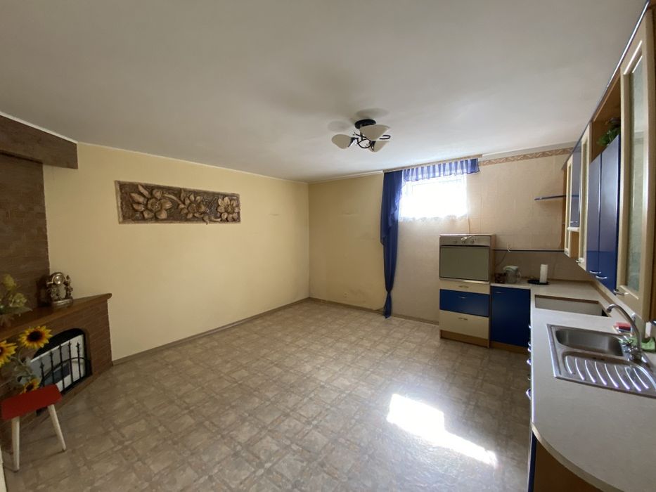 Продам 2-х этажный дом на Таврическом