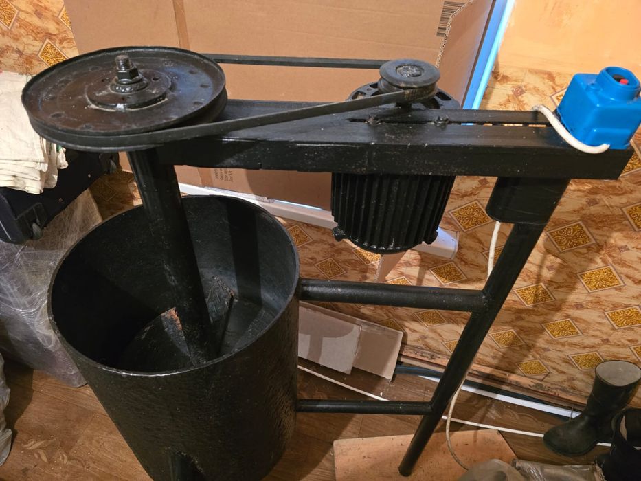 Корморізка електрична