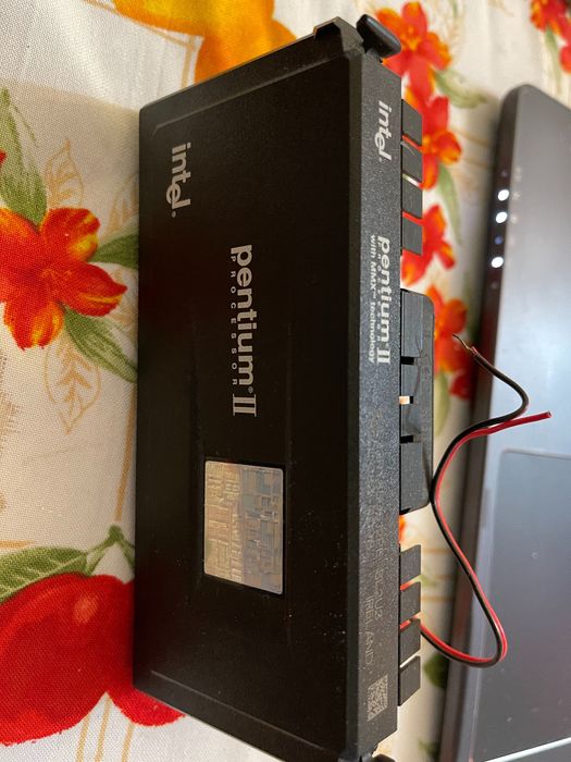 CPU Processador Pentium II 2 350MHz64283962751235121