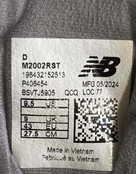 Buty new balance 2002r rozmiar 43