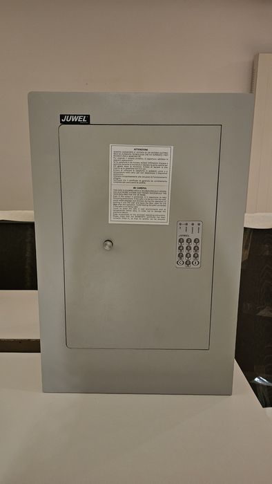 Cofre  / Caixa-forte Jowel