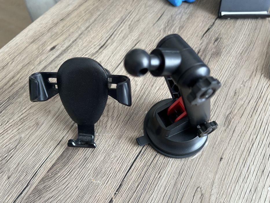 Тримач для телефона