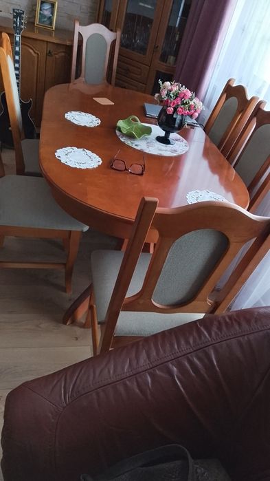 krzesła do salonu