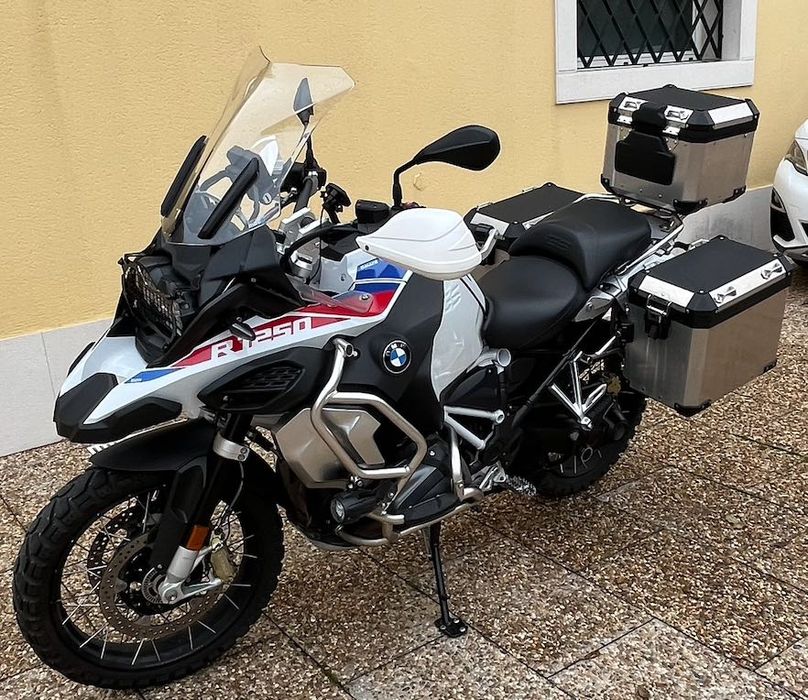 Mota BMW 1250  impecável procura novo dono