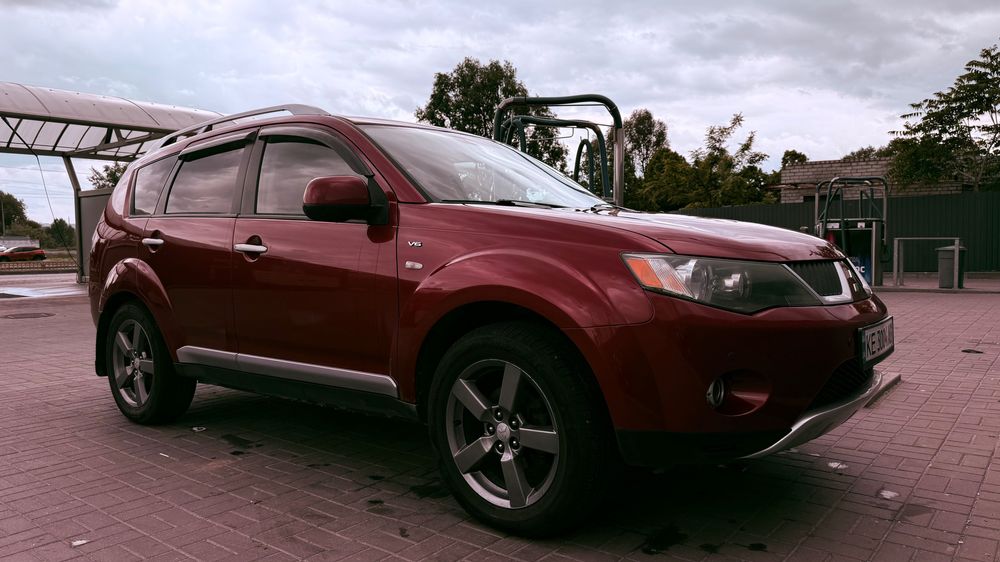 Mitsubishi Outlander XL 2008