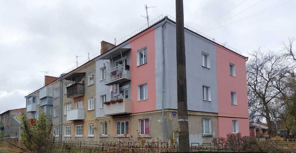 Приміщення (група приміщень), площею 42,0 кв.м  у м.Луцьк