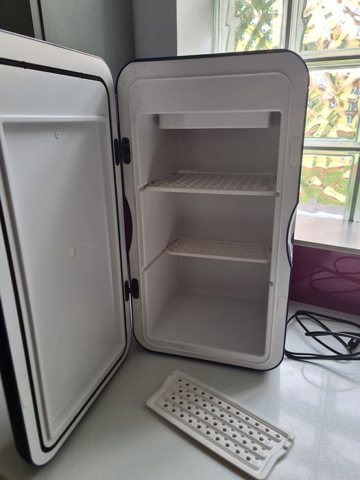 Mini lodówka  turystyczna 15l