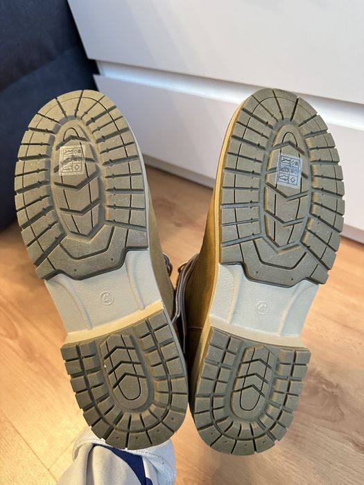 Черевики, ботинки