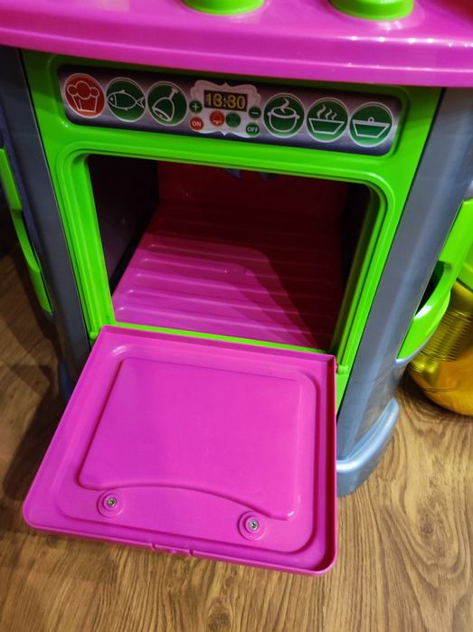 Кухня детская игровая.