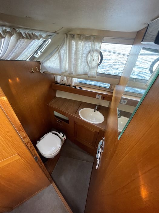 Jacht Łódź motorowa kabinowa  Windy 8600MC  - CENA ZIMOWA - OKAZJA !!!