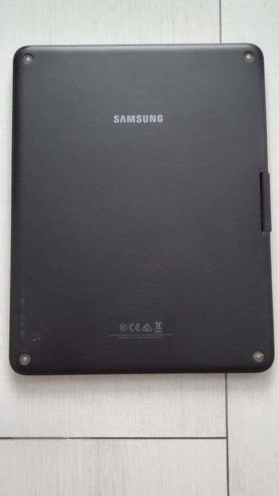Tablet Samsung Galaxy Tab S2 9.7" wersja LTE sprawny z klawiaturą