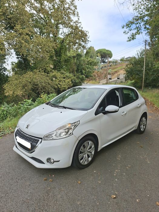 Peugeot 208 VTI Active — photo 2