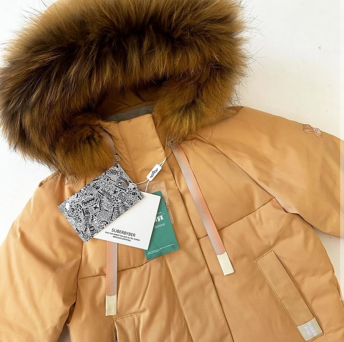 Зимова куртка фірми SUBERBYBER