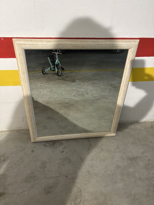 Espelho grande 90x100 cm – moldura em madeira natural