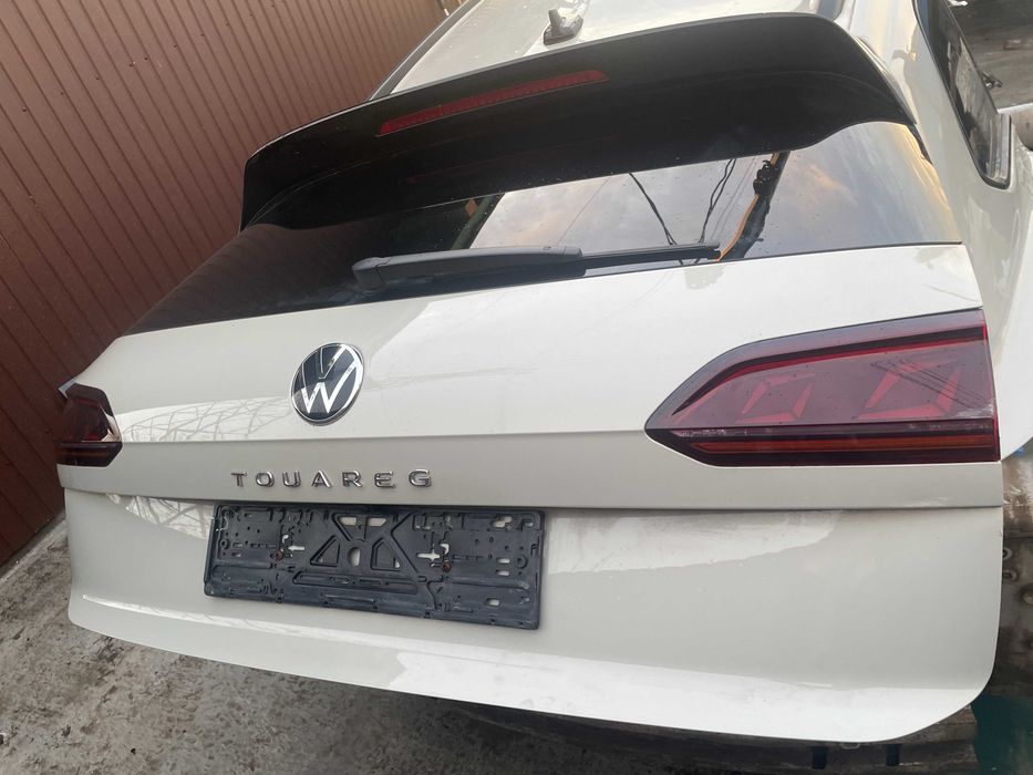 Кришка багажника Volkswagen Touareg 2018-2024 L1Z