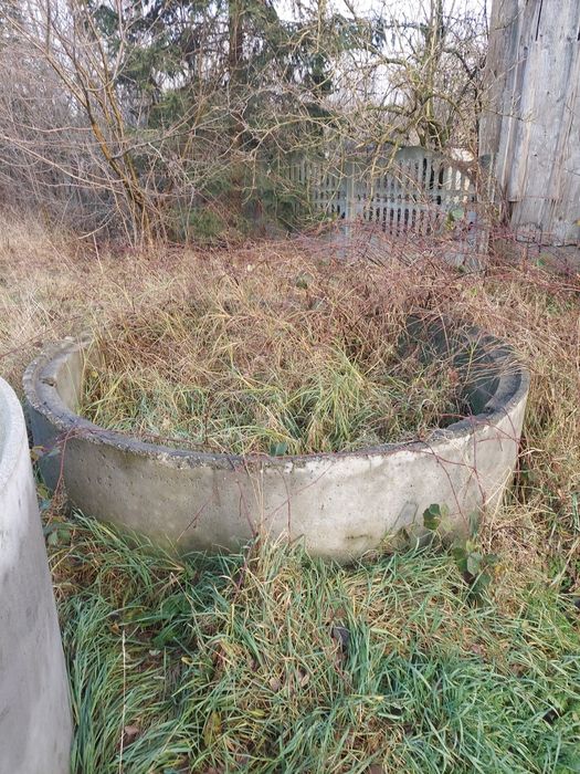 Kręgi betonowe, dryny, szamba, zbiorniki betonowe 2000/2200/2500