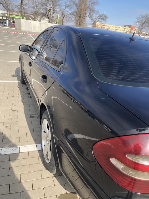 Продам Mercedes  Benz e211 2.2 cdi