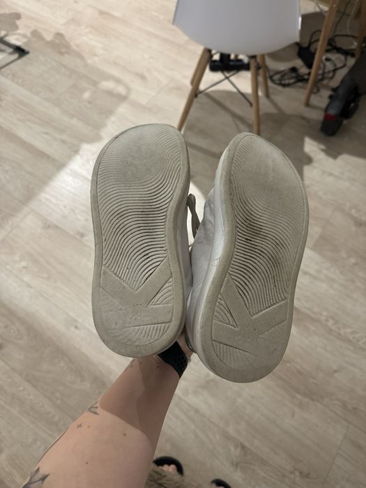 biale buty sneakersy damskie Karl Lagerfeld na platformie 38