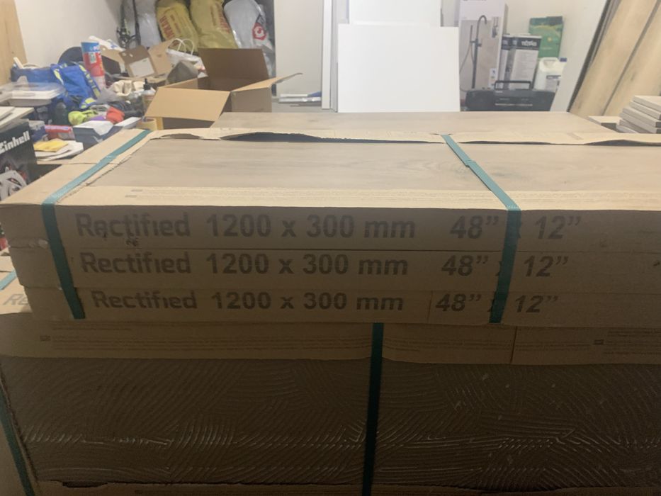 Płytki Gresowe w kolorze Dębu