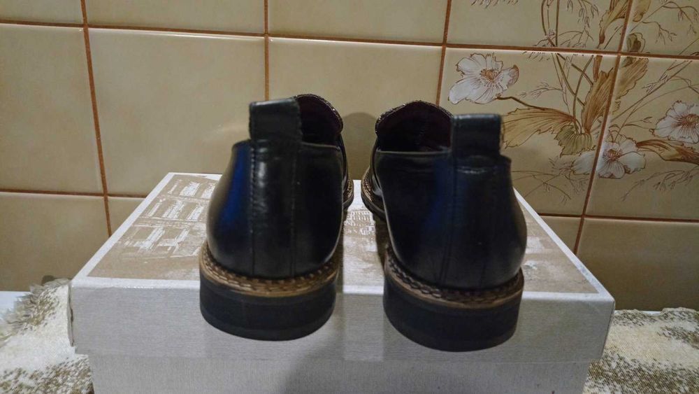 Mokasyny Ryłko 38,5 (25cm)