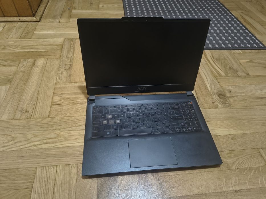 Laptop MSI Cyborg 15 Intel RTX 4060 do gier