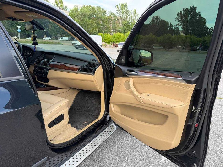 Продам BMW X5 2007