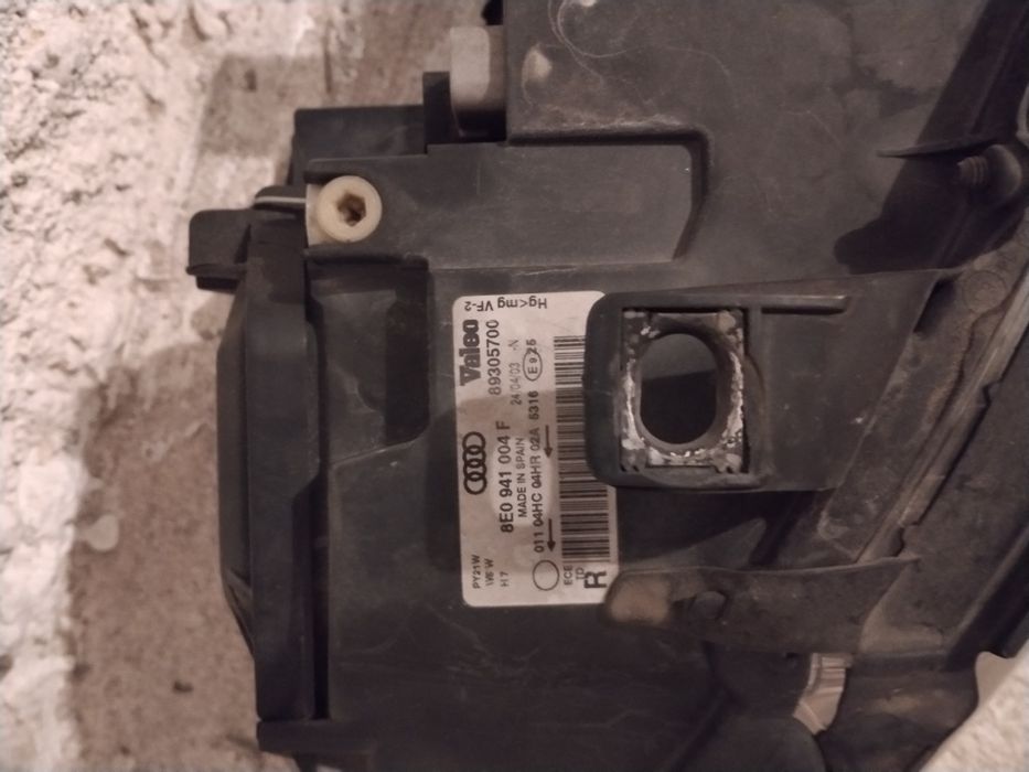 Ópticas Audi A4 b6 8E