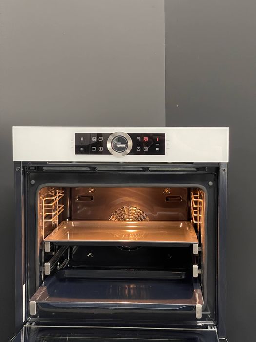 Ексклюзив Духова шафа Bosch HBG676BW1/05 Укр.Меню Піроліз Салазки