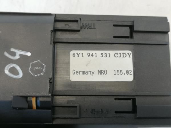 Botão / interruptor de luzes SKODA Fabia I Hatchback (6Y2)
