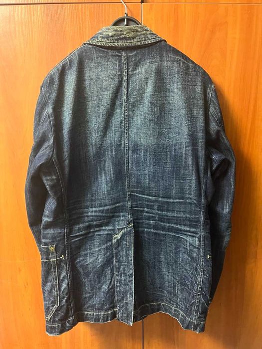 Джинсовий піджак виробництво Італія.