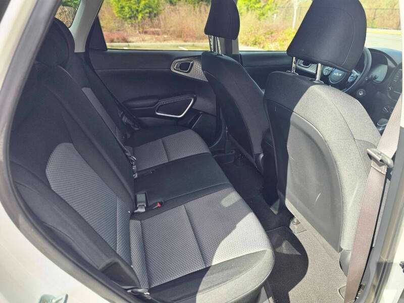 Kia Soul LX 2023