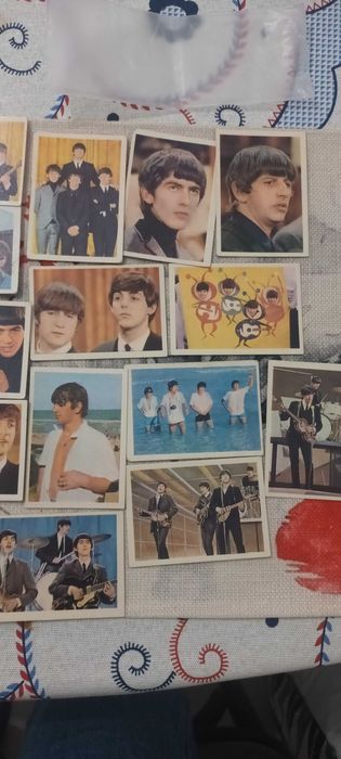 Cromos em cartão dos Beatles anos 60