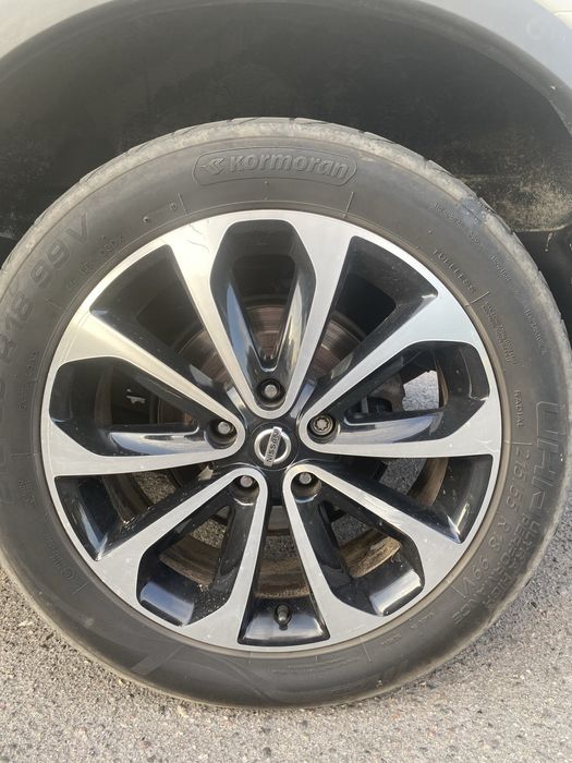 Нісан кашкай +2 власний автомобіль